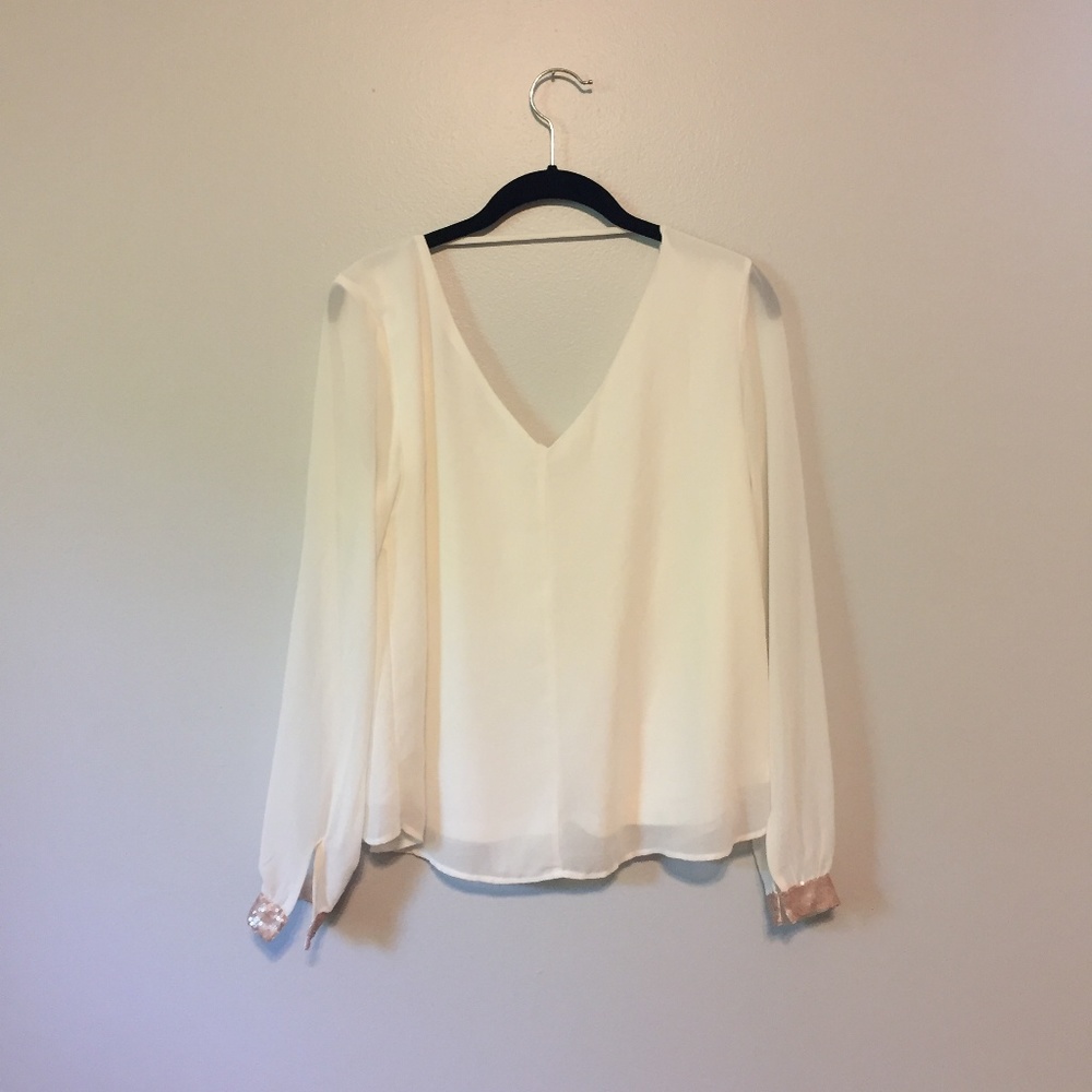 Long-sleeved top 🖤 - Picture 2 of 4